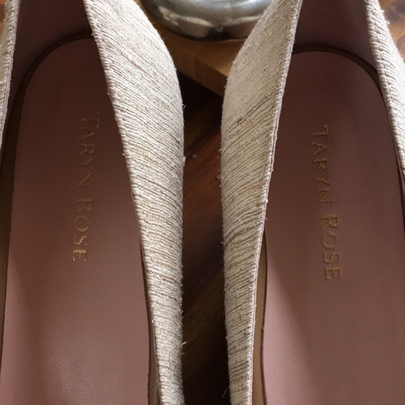 Taryn Rose Peep toe wedges size 8 1/2 m - Picture 2 of 6